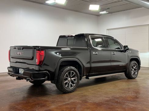 Used 2021 GMC Sierra 1500 Denali w/ Denali Ultimate Package AWD/4WD image 4