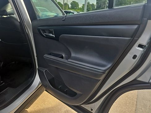 Used 2022 Toyota Highlander XLE image 78