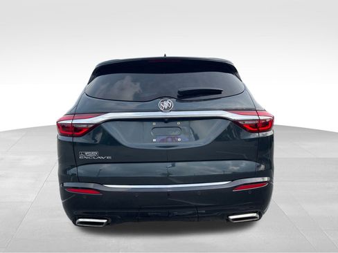 Used 2020 Buick Enclave Essence image 7