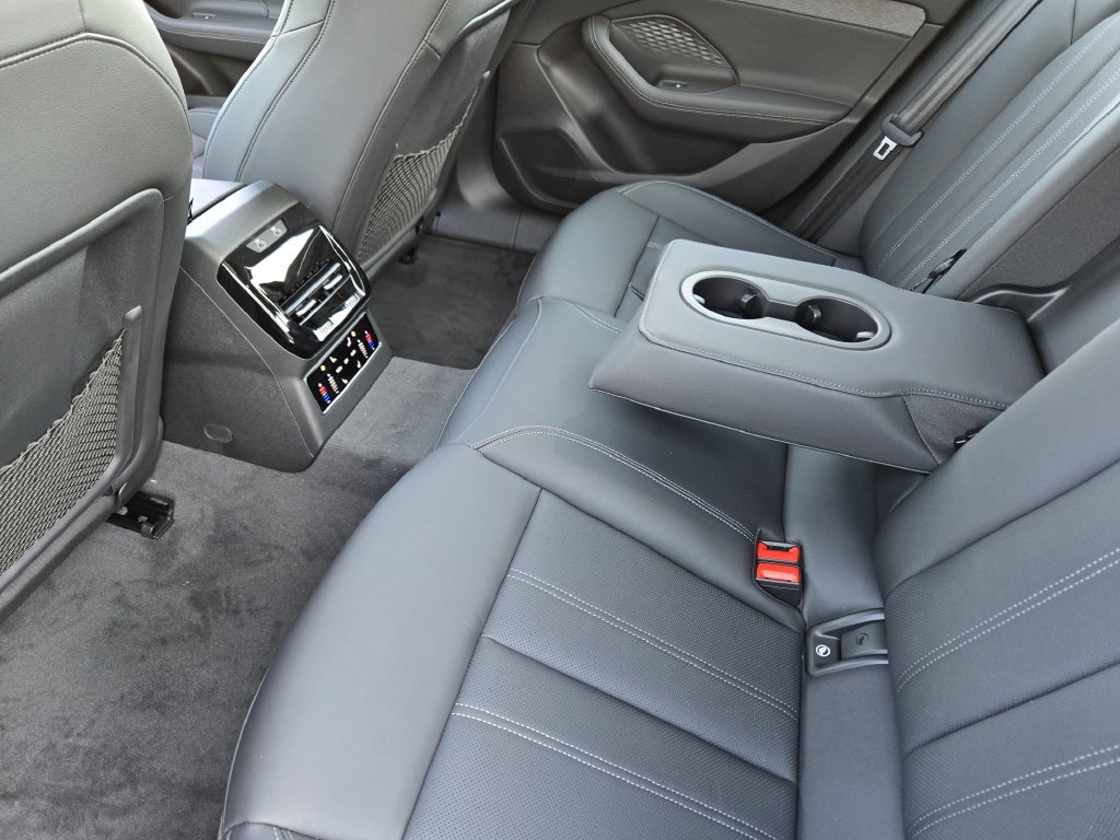 Used 2026 Audi A6 Premium Plus AWD/4WD image 35