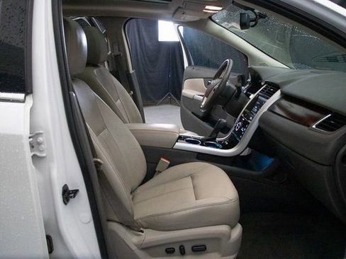 Used 2013 Ford Edge Limited image 16