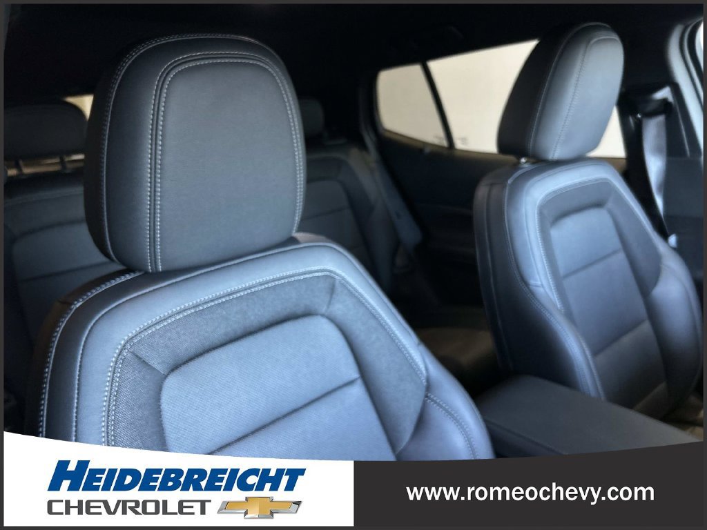 Used 2024 Chevrolet Equinox EV LT FWD image 34