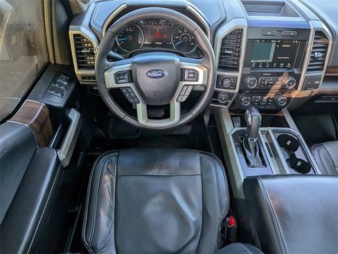 Used 2017 Ford F150 Lariat image 16