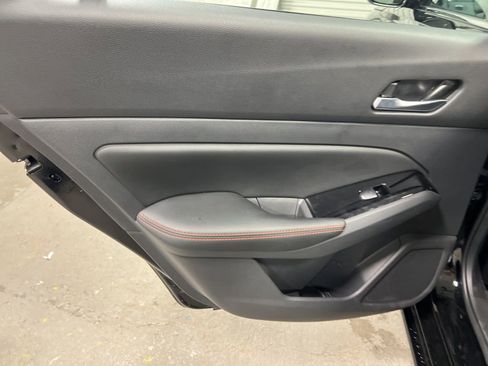 Used 2025 Nissan Altima 2.5 SR image 18