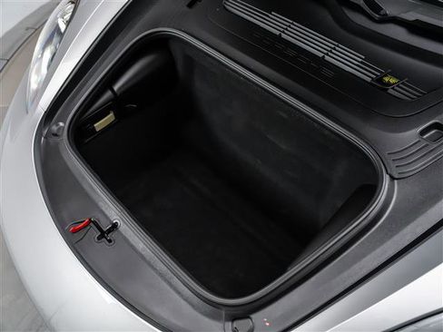 Used 2018 Porsche 718 Cayman Base image 13