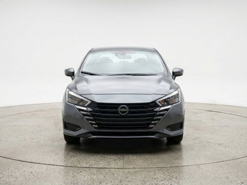 Used 2025 Nissan Versa SV image 2