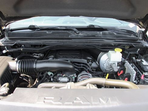 Used 2019 RAM 1500 Limited image 13