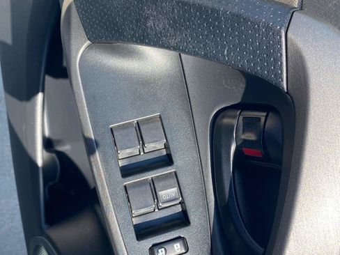 Used 2010 Toyota RAV4 4WD V6 image 17