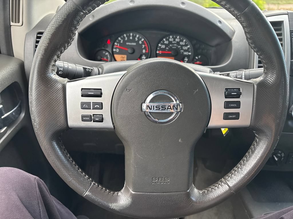 Used 2018 Nissan Frontier SV w/ Value Truck Package AWD/4WD image 13