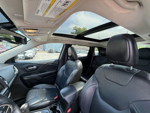 Used 2015 Jeep Cherokee Limited AWD/4WD image 20