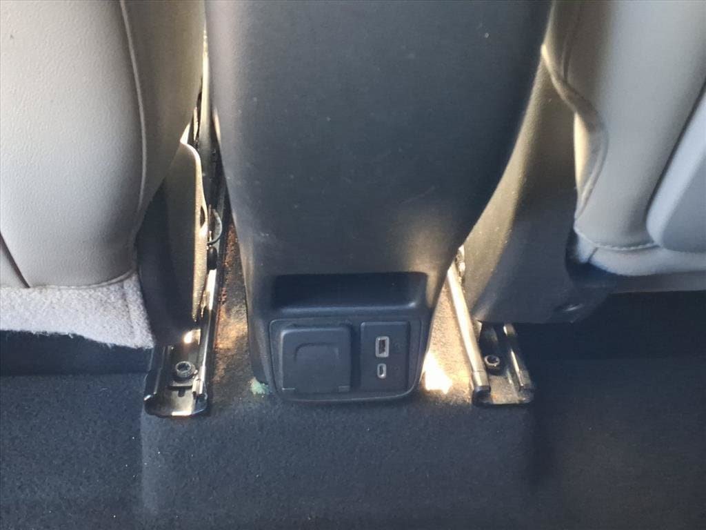 Used 2021 Chevrolet TrailBlazer LT w/ Premium Seating Package FWD image 24