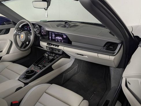 Certified 2020 Porsche 911 Carrera 4S image 18