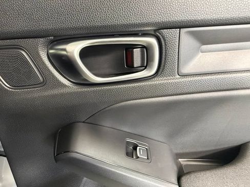 Used 2025 Honda Civic Sport image 28