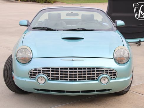Used 2002 Ford Thunderbird RWD image 11