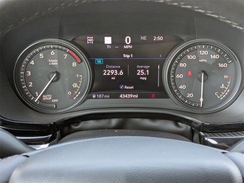 Used 2023 Cadillac XT6 Sport w/ Technology Package image 22