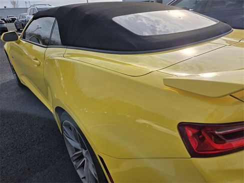 Used 2018 Chevrolet Camaro LT w/ RS Package image 6