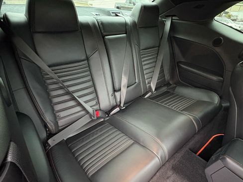Used 2014 Dodge Challenger R/T RWD image 26
