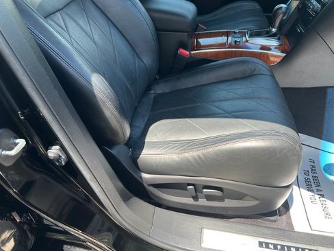 Used 2013 INFINITI FX37 2WD w/ Premium Pkg image 13