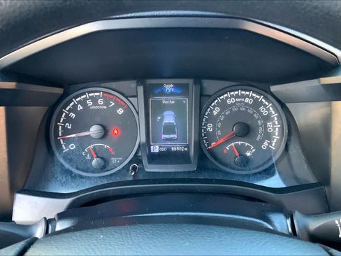 Used 2023 Toyota Tacoma SR AWD/4WD image 25