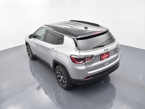 Used 2024 Jeep Compass Limited AWD/4WD image 19