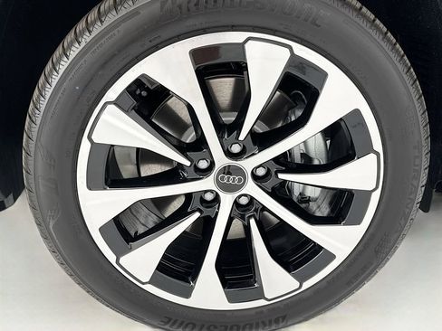 New 2026 Audi Q3 quattro 2.0T AWD/4WD image 31