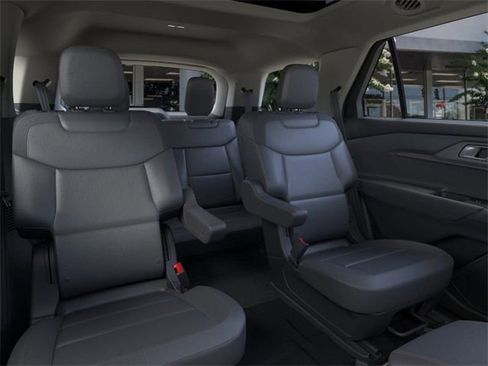 New 2026 Ford Explorer Active w/ Active Comfort Package image 11
