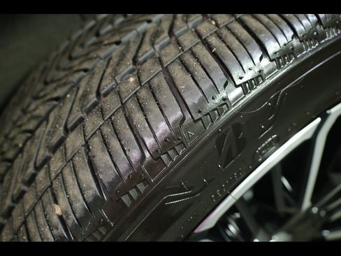 Used 2025 Chevrolet Tahoe High Country w/ LPO, Illumination Package image 16