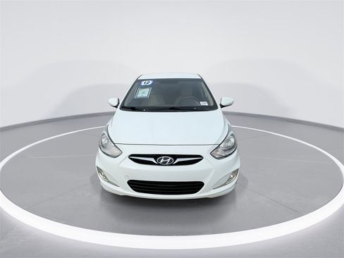 Used 2012 Hyundai Accent GLS w/ Premium Pkg 3 image 4
