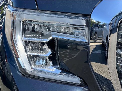 Certified 2020 GMC Sierra 1500 SLT w/ SLT Premium Plus Package AWD/4WD image 24