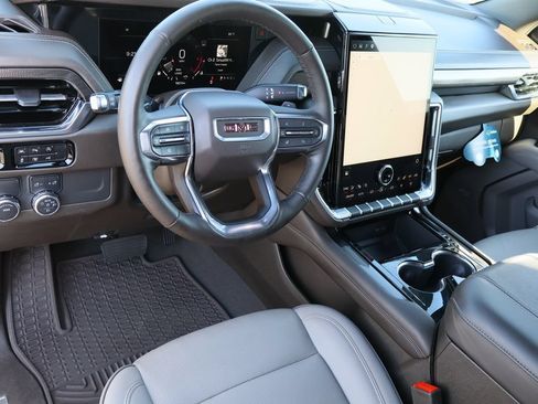 Certified 2025 GMC Yukon Elevation w/ Technology Package RWD image 12