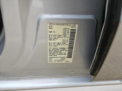Used 2019 Nissan Frontier SV w/ Value Truck Package RWD image 16