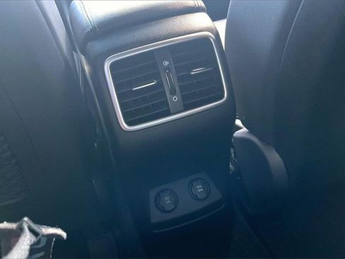 Used 2020 Kia Sportage EX image 25