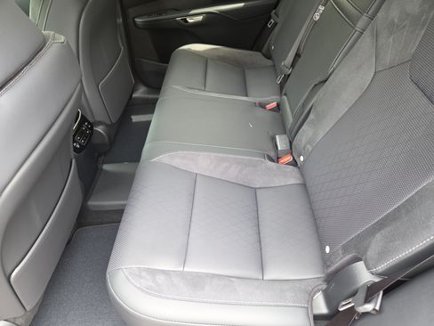 New 2026 Lexus RX 450h AWD image 9