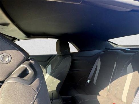 Used 2016 Chevrolet Camaro LT image 17