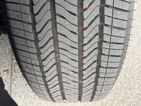 Used 2025 Honda Prologue EX image 32