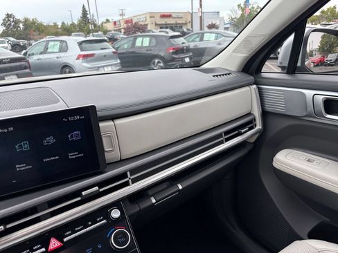 Used 2026 Hyundai Santa Fe SEL FWD image 34