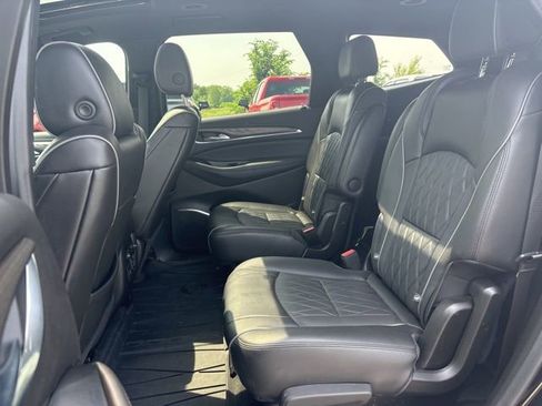 Used 2023 Buick Enclave Avenir w/ Avenir Technology Package image 16