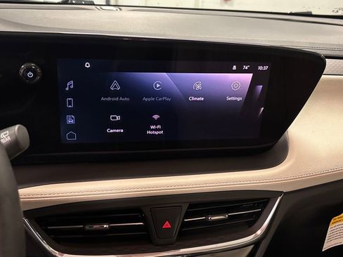 Used 2025 Buick Encore GX Avenir w/ Avenir Technology Package image 37