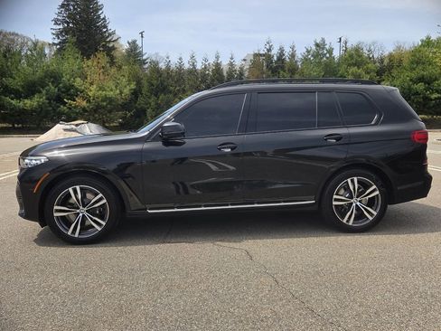 Used 2021 BMW X7 xDrive40i w/ M Sport Package image 5