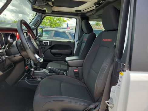 Used 2019 Jeep Wrangler Rubicon AWD/4WD image 13