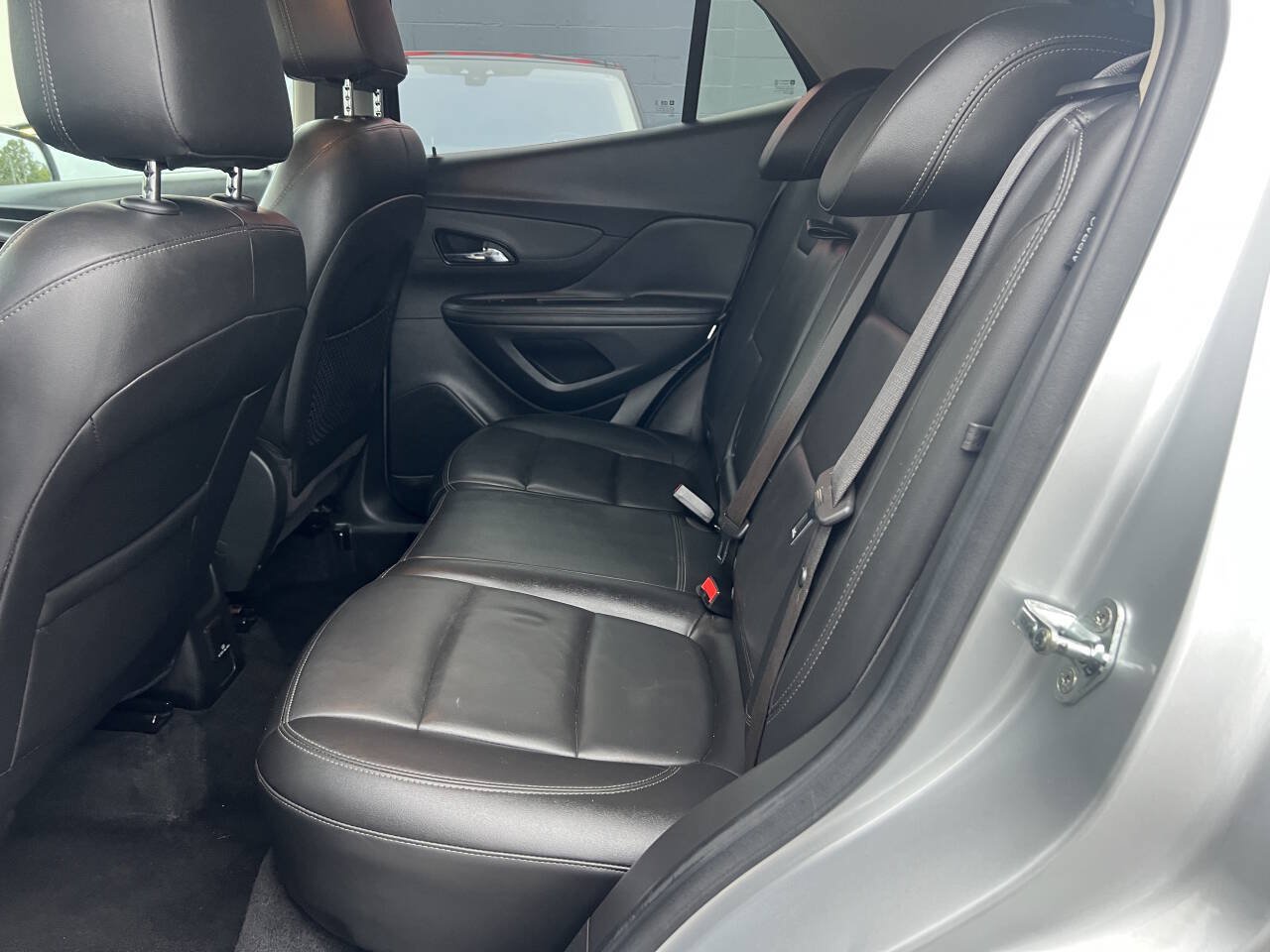 Used 2018 Buick Encore Essence AWD/4WD image 8