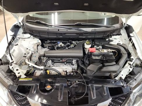 Used 2016 Nissan Rogue SV AWD/4WD image 9