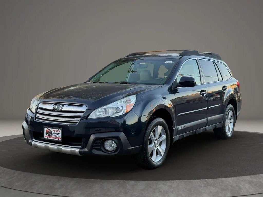 Used 2013 Subaru Outback 2.5i Limited AWD/4WD image 2