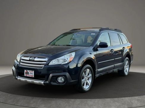 Used 2013 Subaru Outback 2.5i Limited AWD/4WD image 2