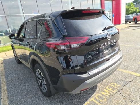 Used 2021 Nissan Rogue SV AWD/4WD image 7