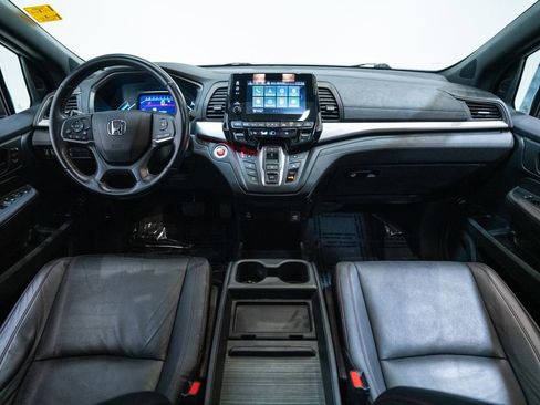 Used 2023 Honda Odyssey Sport image 14