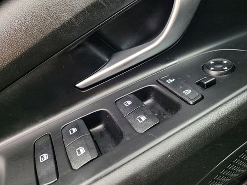 Used 2023 Hyundai Elantra SEL w/ Convenience Package FWD image 27