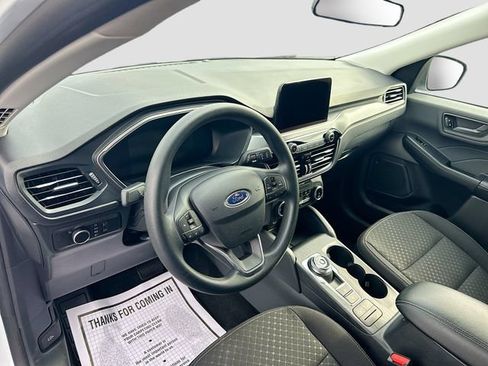 Used 2025 Ford Escape Active AWD/4WD image 12