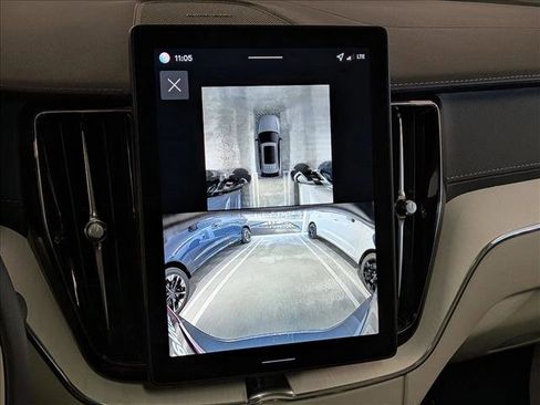 New 2026 Volvo XC60 B5 Ultra w/ Climate Package image 15