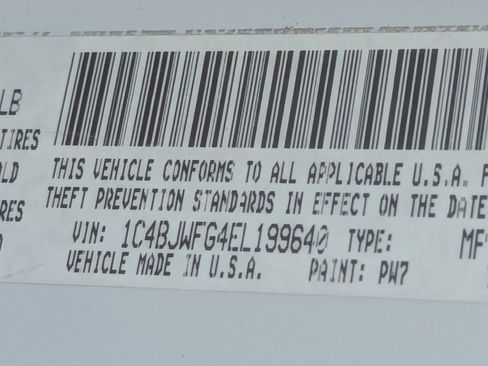 Used 2014 Jeep Wrangler Unlimited Rubicon w/ Connectivity Group image 33